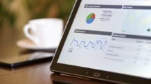 Produtor Digital: O Arquiteto dos Infoprodutos que Geram Lucros e Transformam Vidas